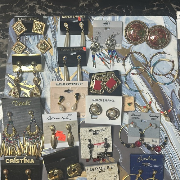 Lot Of Vintage Jewelry - Picture 4 of 4